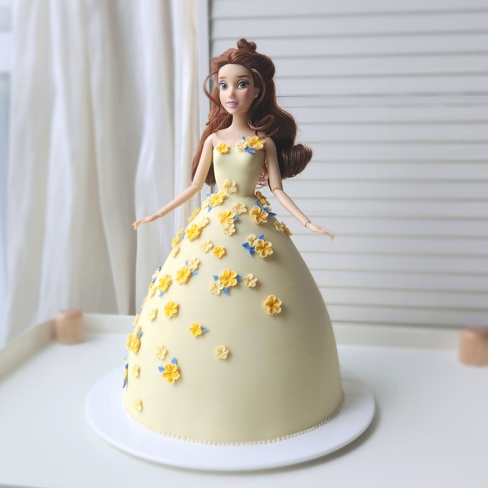 인형케이크대료디자인